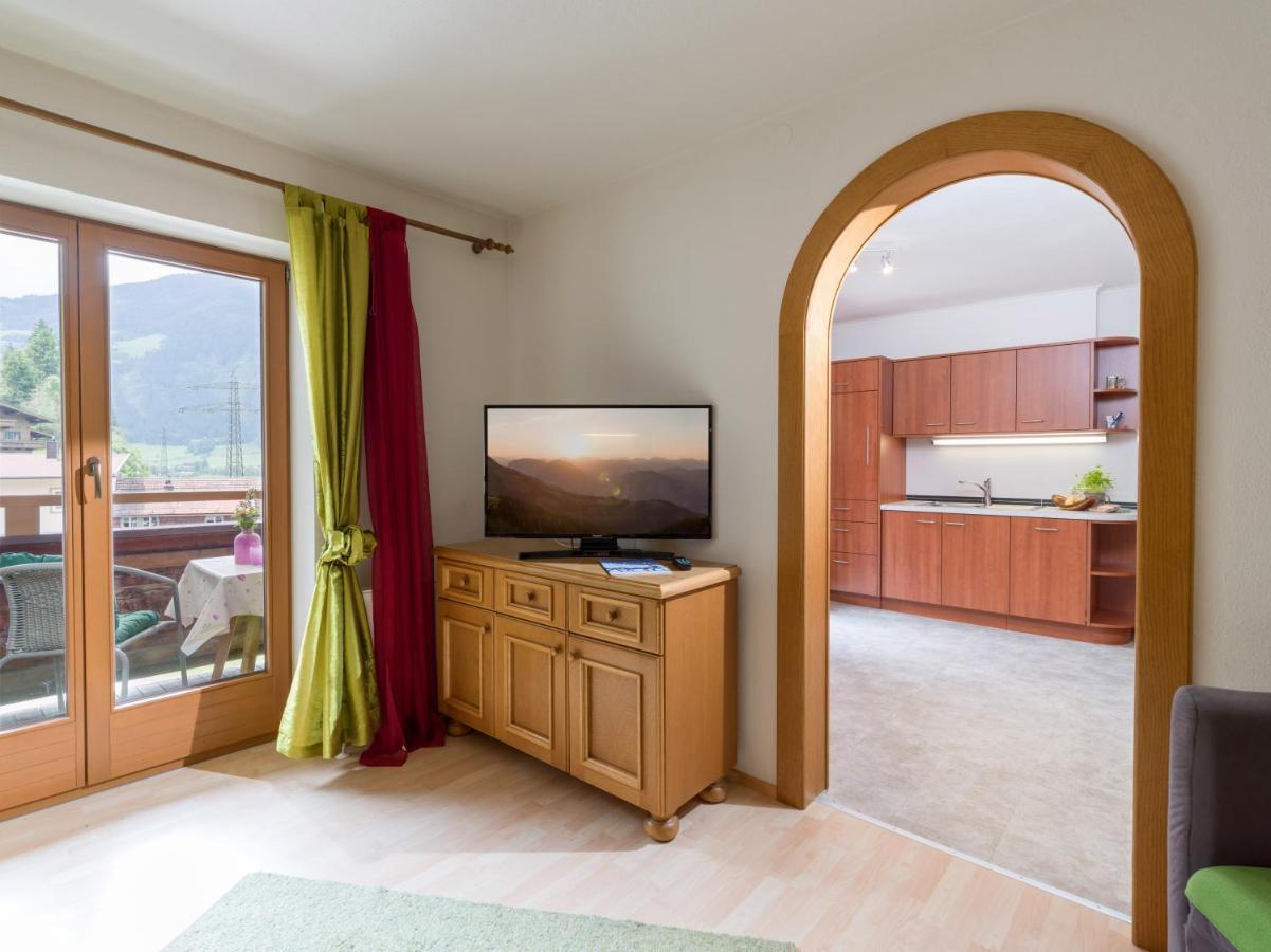 Appartement Andrea Hauser - Riedltischler 젤암질러 외부 사진