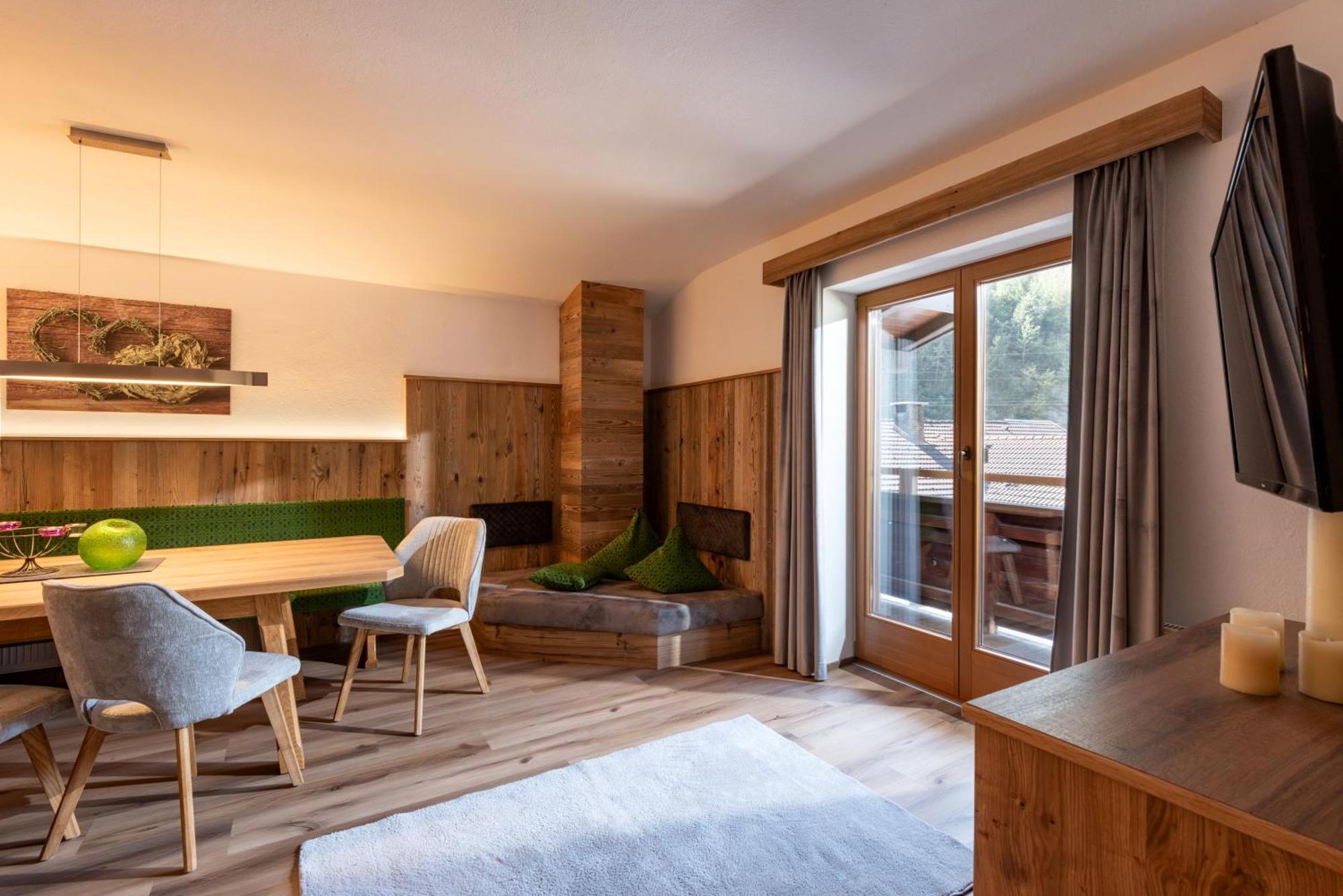 Appartement Andrea Hauser - Riedltischler 젤암질러 외부 사진